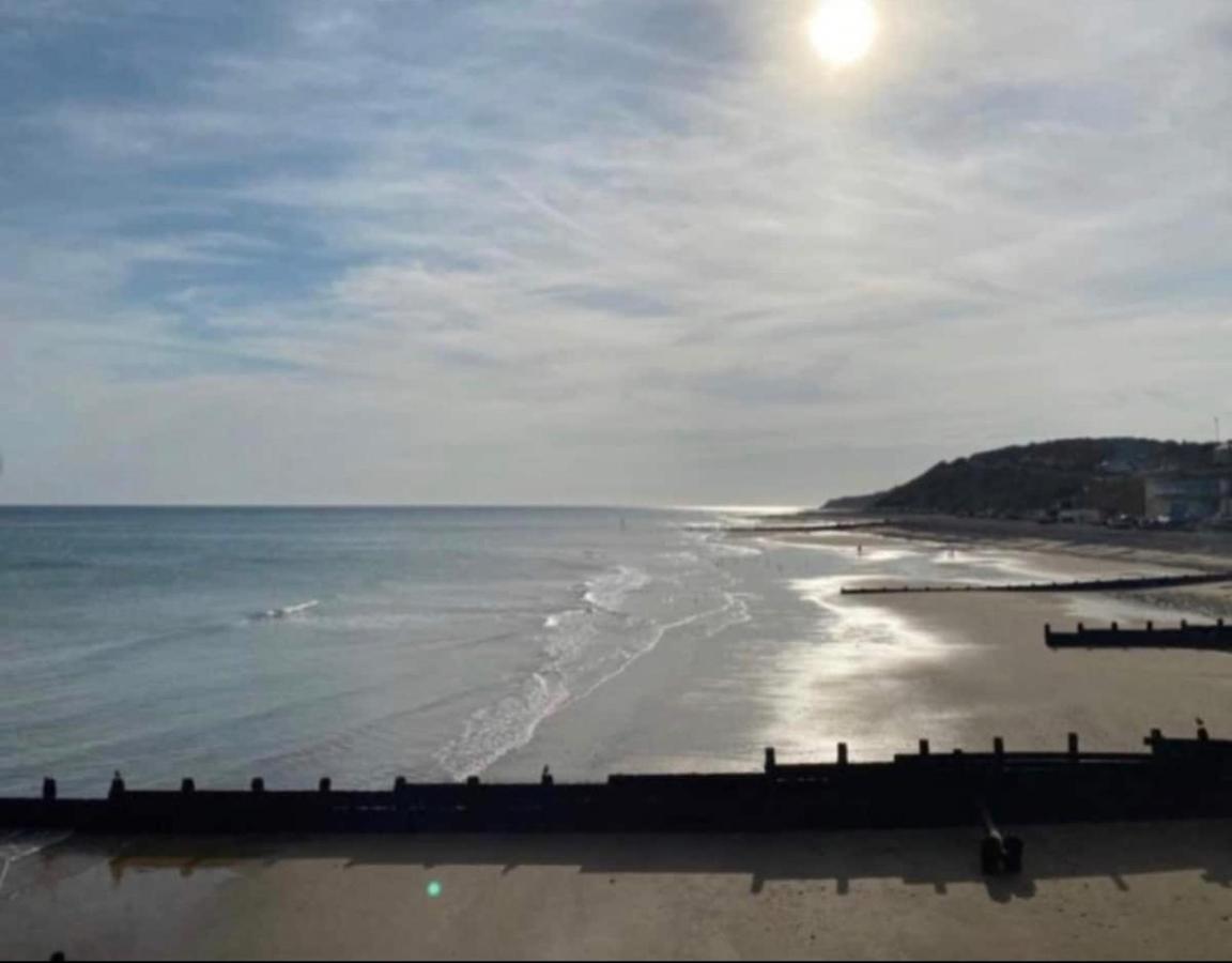 Sea View, Beach Road, Cromer Exterior foto